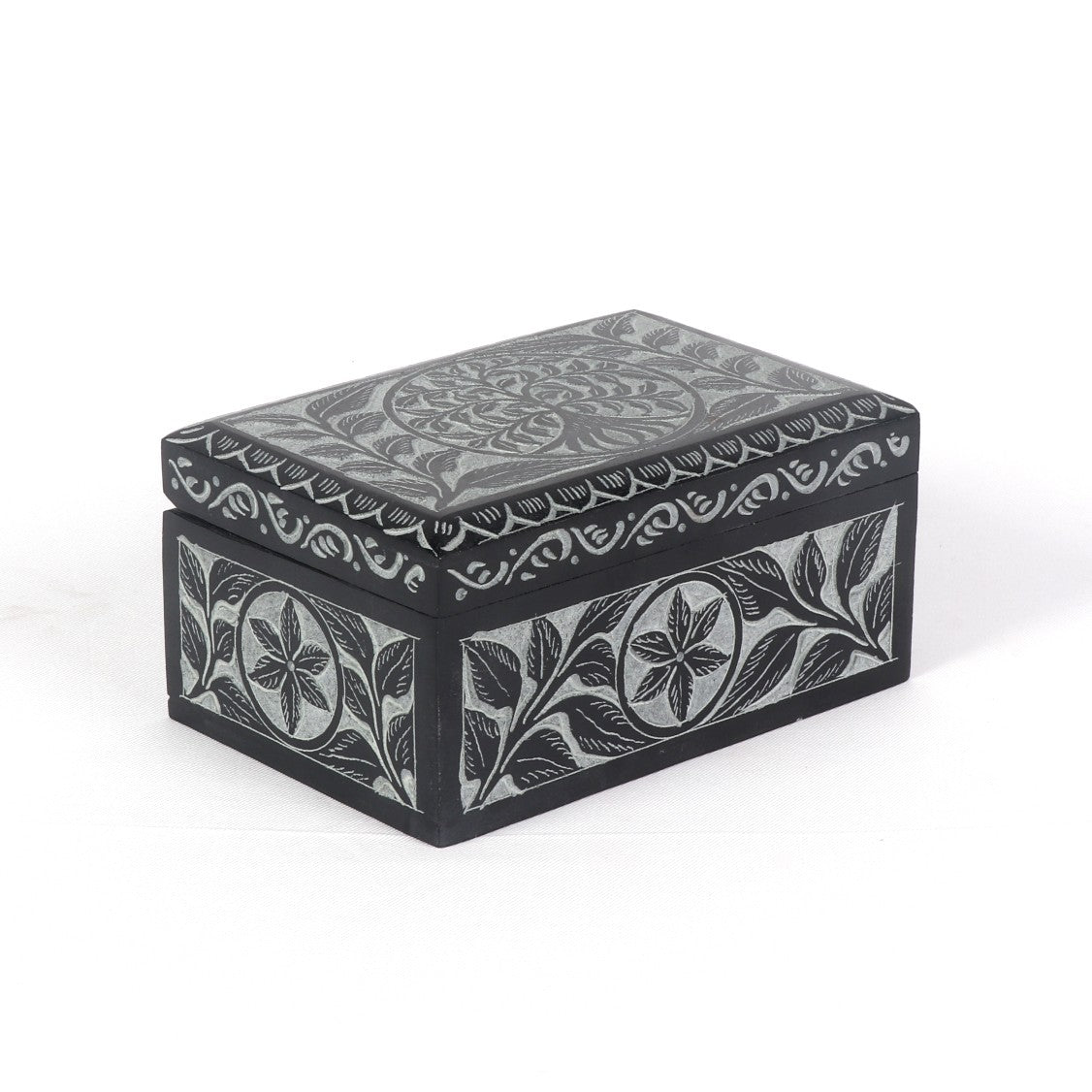 Elegant Black Stone Jewelry Box – Handmade Luxury Keepsake Storage - LuvihCreteElegant Black Stone Jewelry Box – Handmade Luxury Keepsake Storage - LuvihCrete